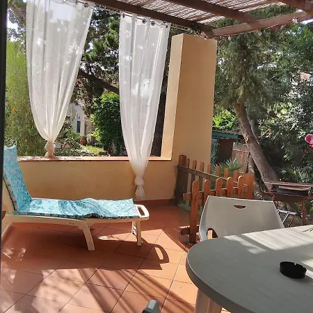 Casa La Quercia بيت للعطل بورتوفيرّايو
